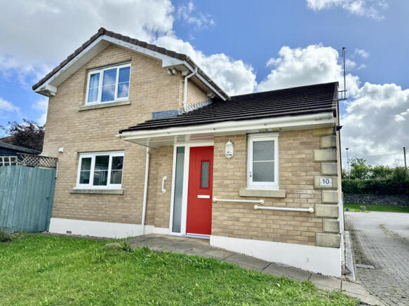 3 Bedroom Detached for Sale