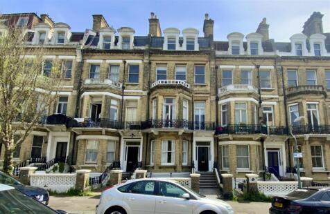 First Avenue, Hove