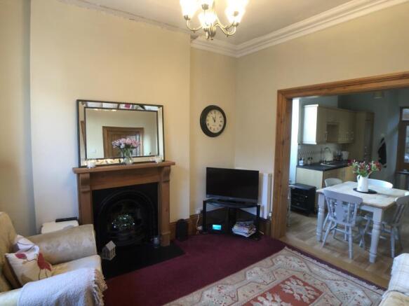 Snug / Dining Area