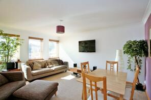 Flat B, 23, Pittodrie Place, Aberdeen AB24 5QR