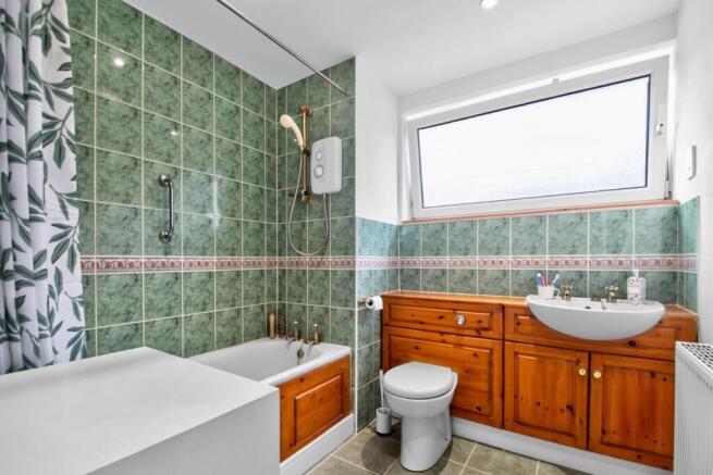 2 bed Flat for sale Image 10