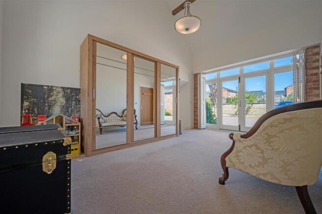 Annexe - Bedroom 1