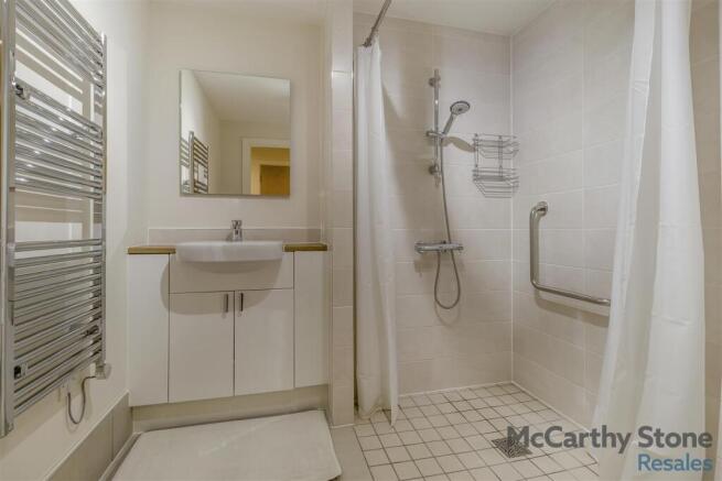 1 bed Apartment for sale Image 8