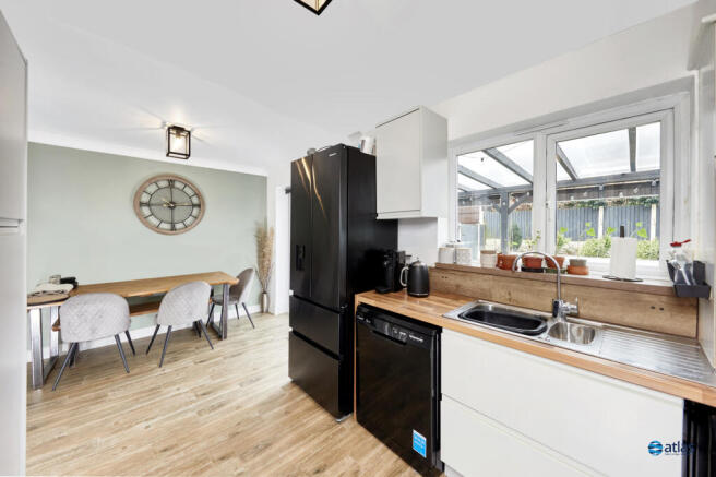 Kitchen / Diner