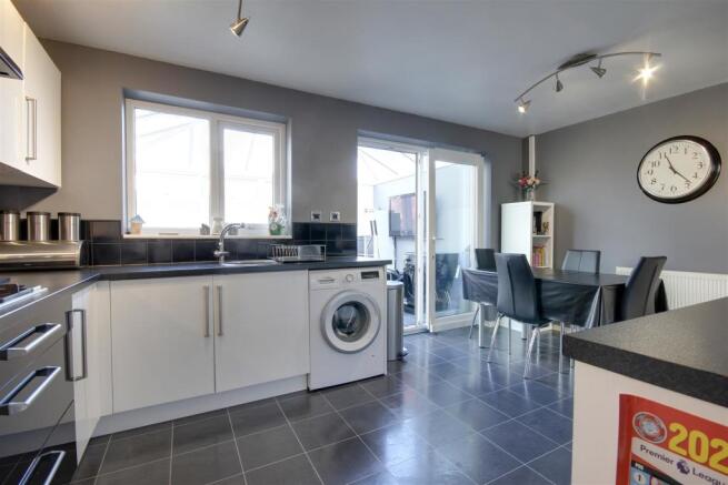 Dining Kitchen