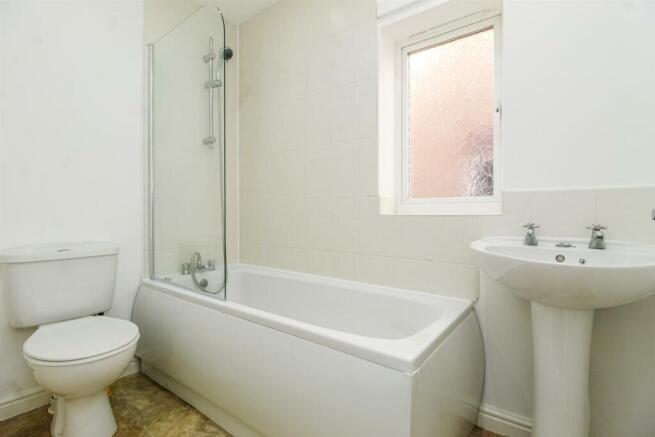 BATHROOM/W.C.