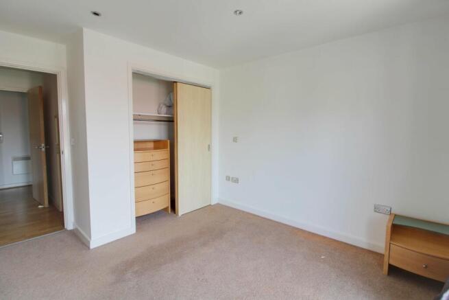 Flat8Bedroom22