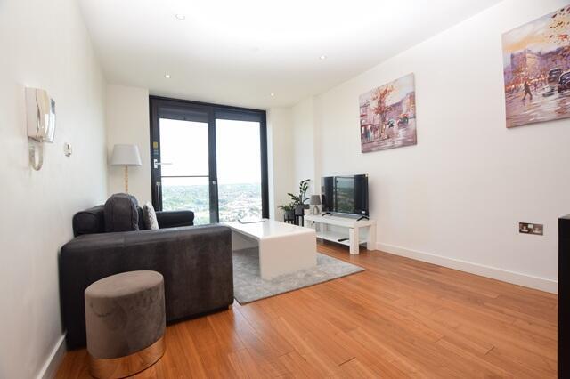 1 bed Apartment to rent Image 7