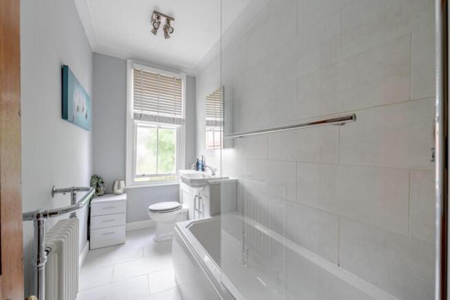 2 bed Terraced for sale Image 9