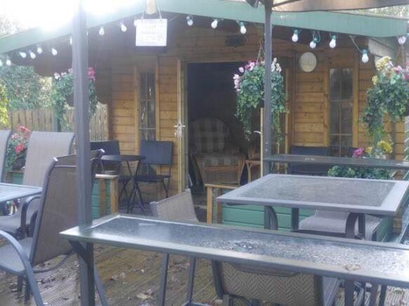 Summerhouse and deck