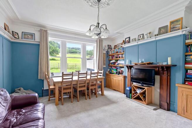 6 bed Semi-Detached for sale Image 7