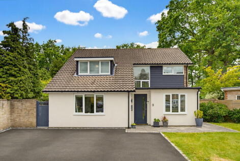 Gorselands Close, West Byfleet, KT14