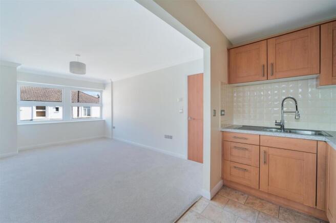 PROSPECTS COURT, FLAT 9 (24).jpg