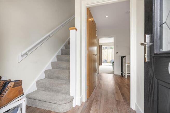 2 bed Semi-Detached for sale Image 10