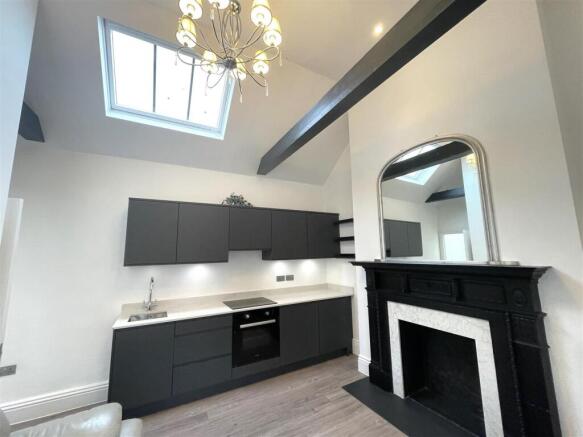 Apartment in Brighton - View 5