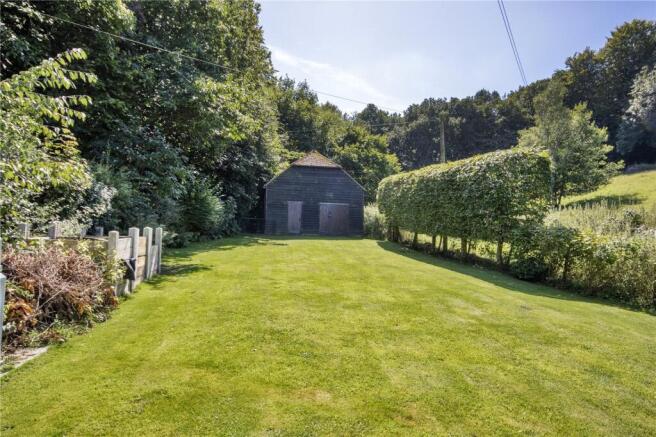 Garden & Outbuilding