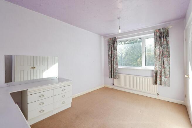 3 bed Semi-Detached for sale Image 12