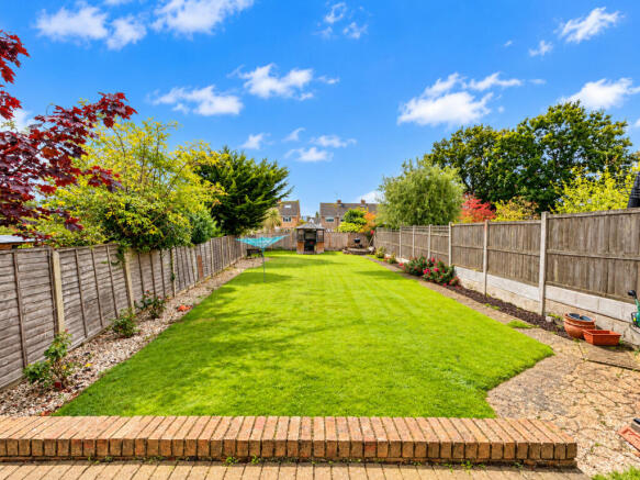 Plumberow Avenue, Hockley, SS5 5 photo 4