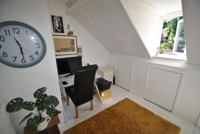 Photo 12