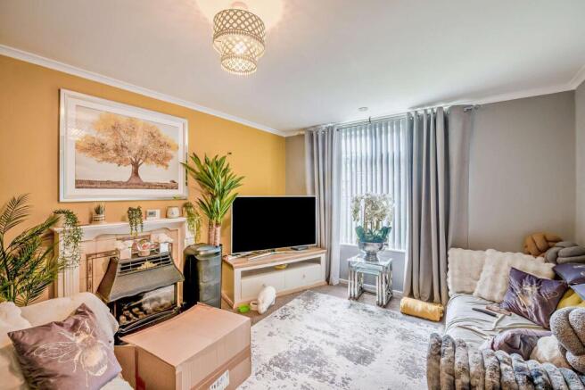 3 bed Terraced for sale Image 6