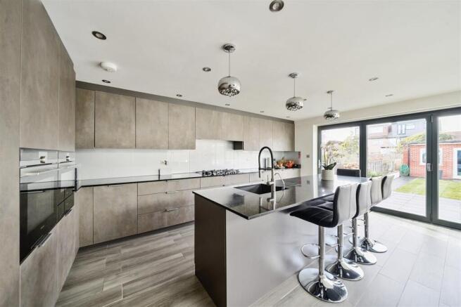 Langland Crescent
