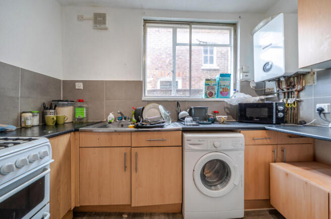 1429641-5-69c3dd5...