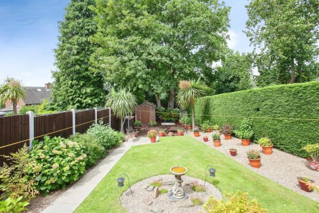 2 bed Semi-Detached for sale Image 9