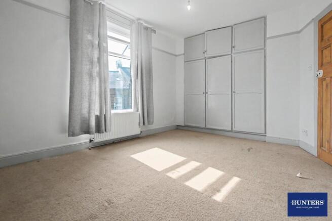 3 bed Terraced for sale Image 9