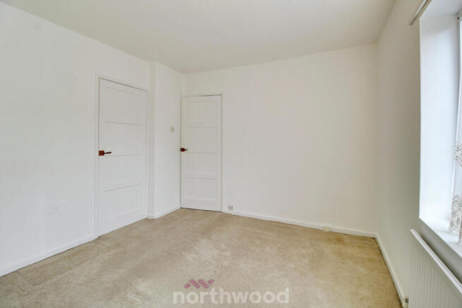 3 bed Semi-Detached to rent Image 4