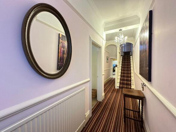 6 bed Terraced for sale Image 11
