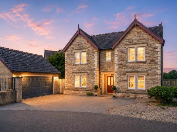Welcome home to Laikin View