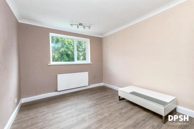 2 bed Flat for sale Image 9