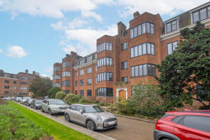 12, Somerville House, Manor Fields, London SW15 3LX