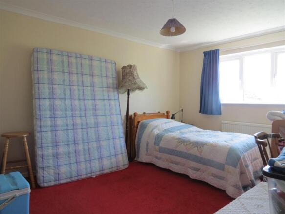 Bedroom: