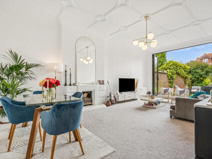 Mapesbury Road, London, NW2