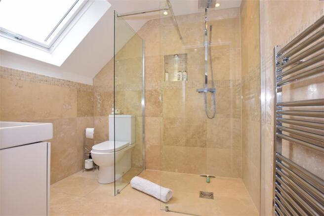 En-Suite Shower Room 3