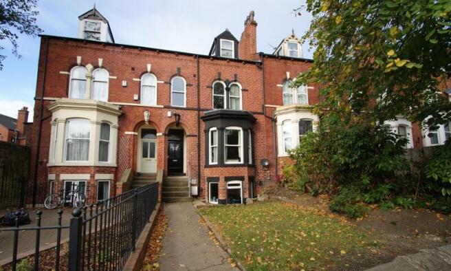 5 bed Detached to rent Image 12