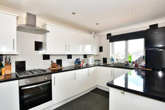Lounge/Kitchen