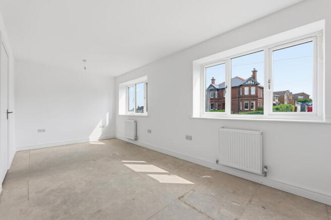 4 bed Detached for sale Image 6
