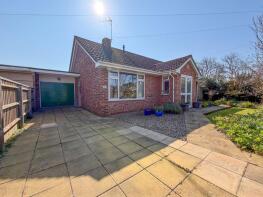 1, Manor Ride, Brent Knoll, Highbridge TA9 4DY