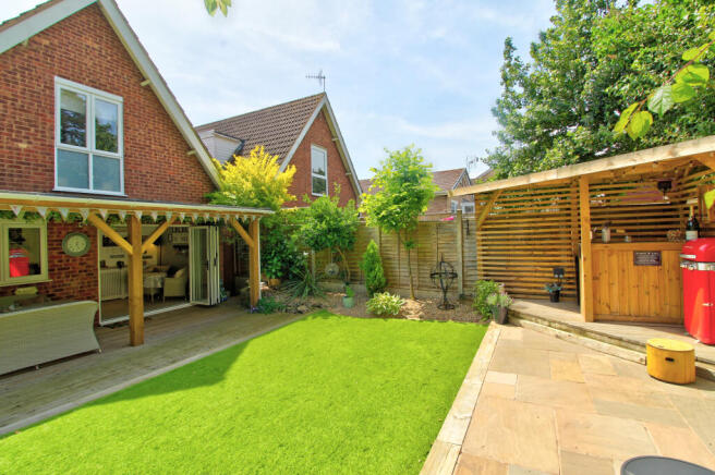Shakespeare Drive, Kidderminster, DY10 photo 2