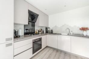 Flat 18, 19 La Reve Apartments, High Street, Harrow HA3 5FF