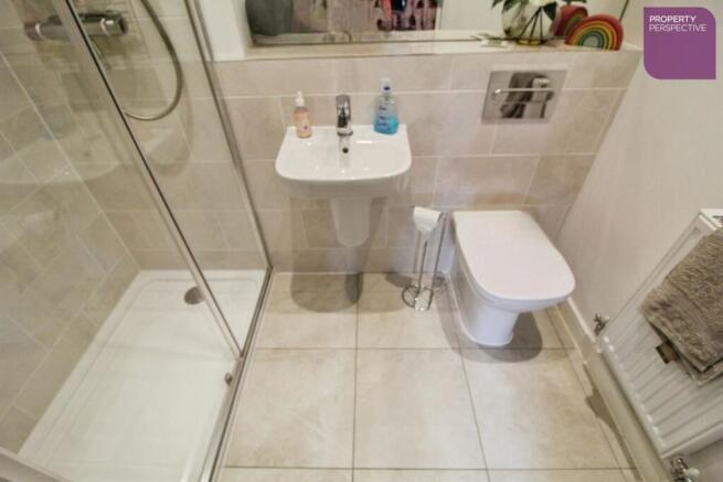 4 bed Detached for sale Image 10