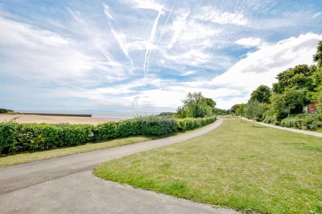 The Knap Gardens