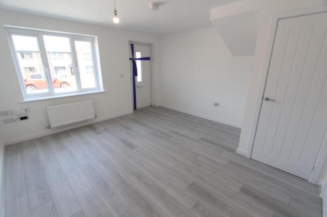 3 bed Semi-Detached to rent Image 6