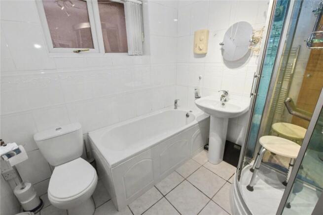 3 bed Bungalow for sale Image 10