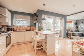 16, Green Acres, The Crescent, Sidcup DA14 6PJ