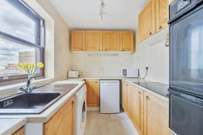 Flat 31, 39 Storey Court, St John's Wood Road, London NW8 8QX