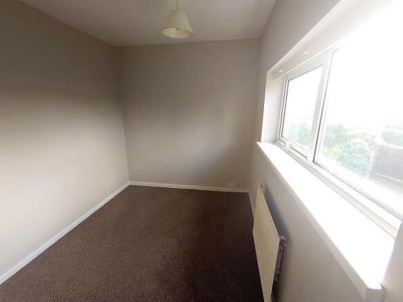 Bedroom 3a.jpg