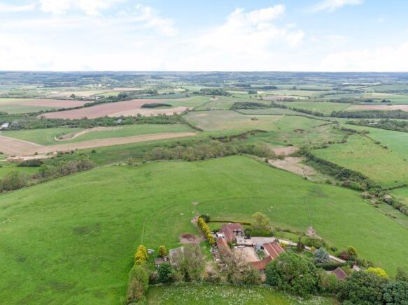 Aerial view su...